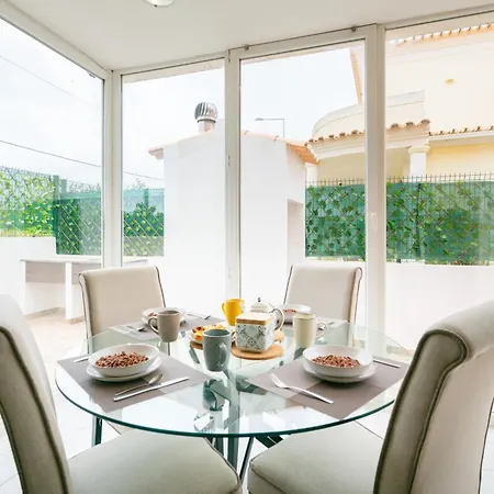 Mimosa 4 Bedroom In Hotel 4*