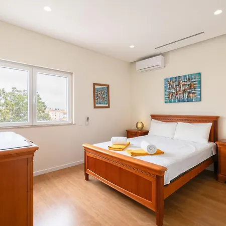 Mimosa 4 Bedroom In Hotel