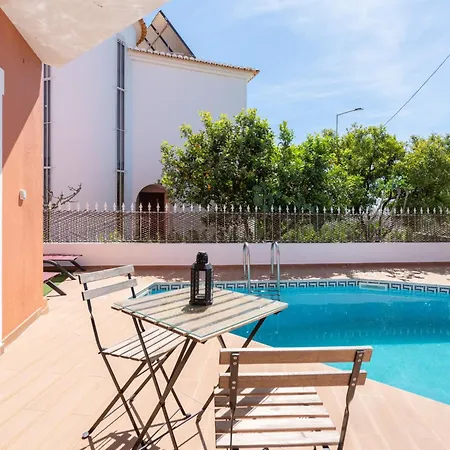 Hotel Mimosa 4 Bedroom In